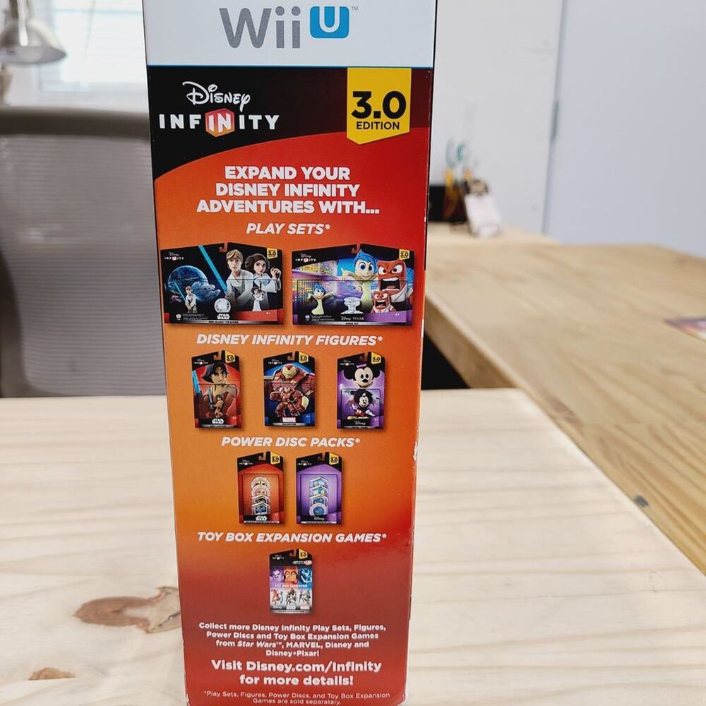 Star Wars Disney INFINITY 3.0 Starter Pack - Nintendo Wii U **FACTORY SEALED** - Picture 6 of 6